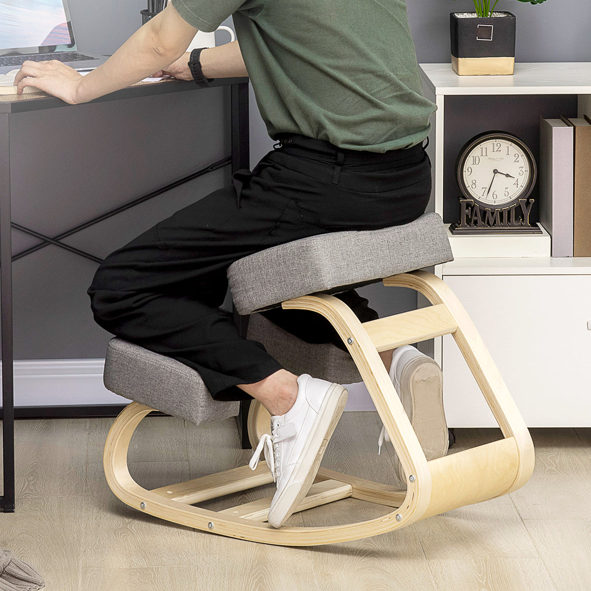 Ergonomic Kneeling Chair