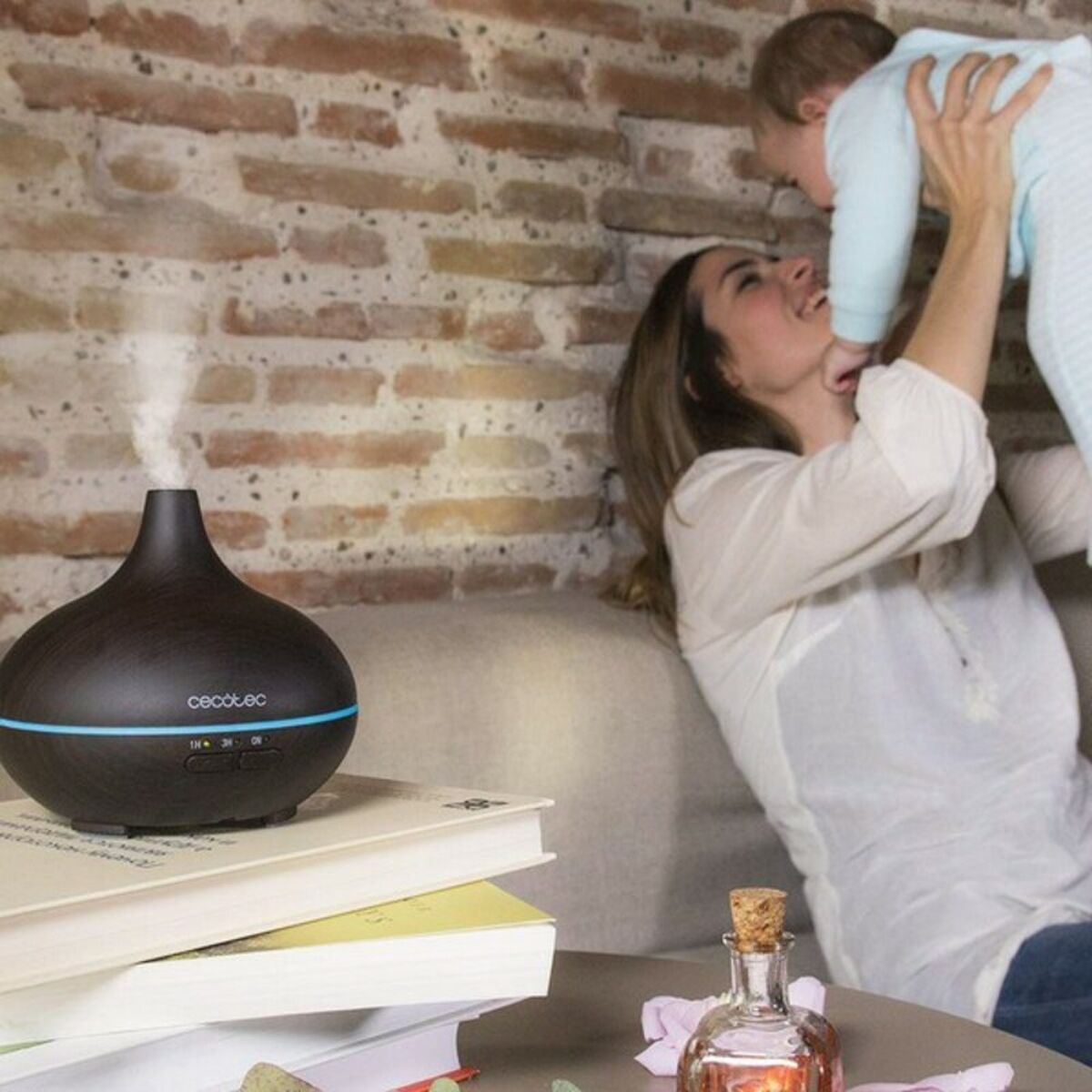 Cecotec Pure Aroma 150 YIN Ultrasonic Humidifier & Aroma Diffuser | Black