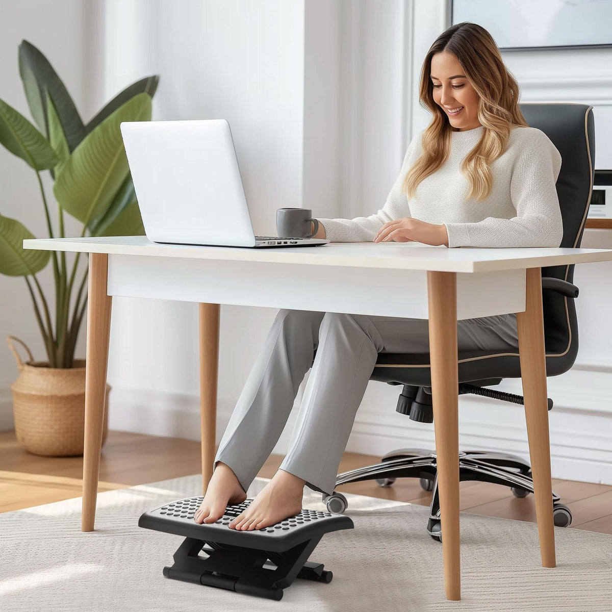 Ergonomic massage footrest with 3 heights, black, photo 2