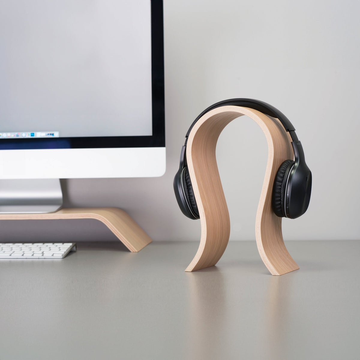 Minimalist Scandinavian Wooden Headphone Stand | Natural Ash