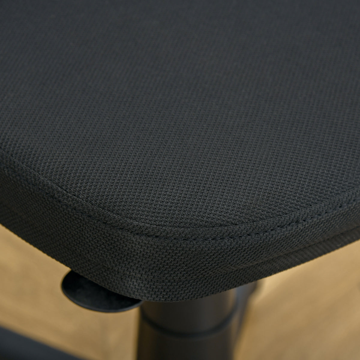 Armless Mesh Office Chair