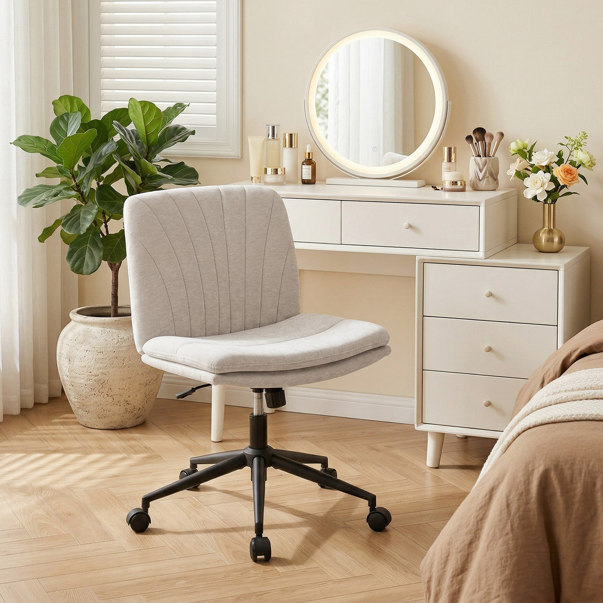 Criss-Cross Desk Chair on Wheels