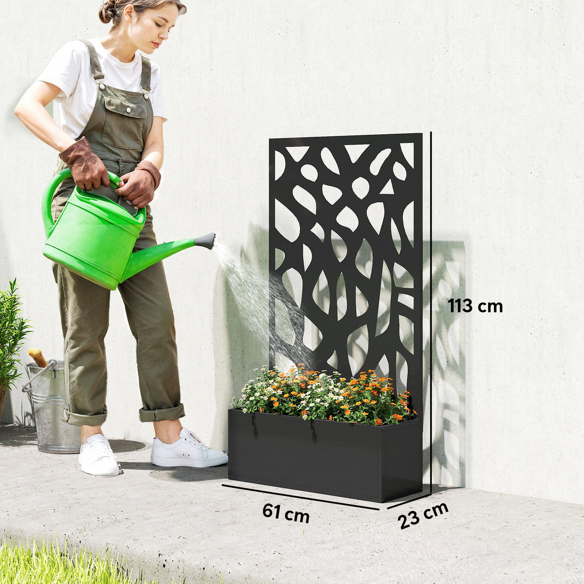 Metal Planter with Trellis
